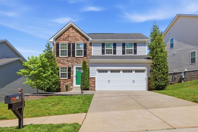 Building Photo - Modern Riverwood Retreat | Spacious 3BR Home in Prime Charlottesville Location