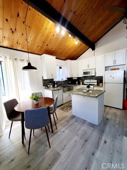 Building Photo - 33362 Carlock Dr