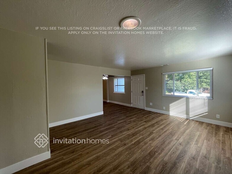 Building Photo - 7560 Circuit Dr