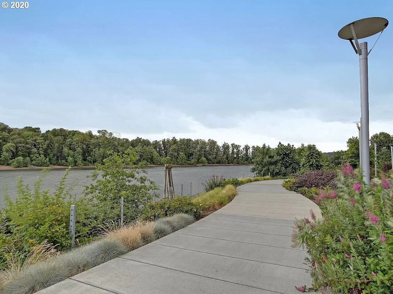 Building Photo - 3601 S River Pkwy