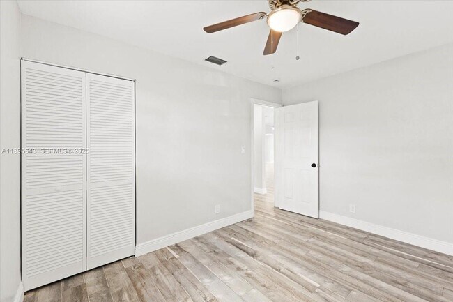 Building Photo - 4131 NW 13th Ave