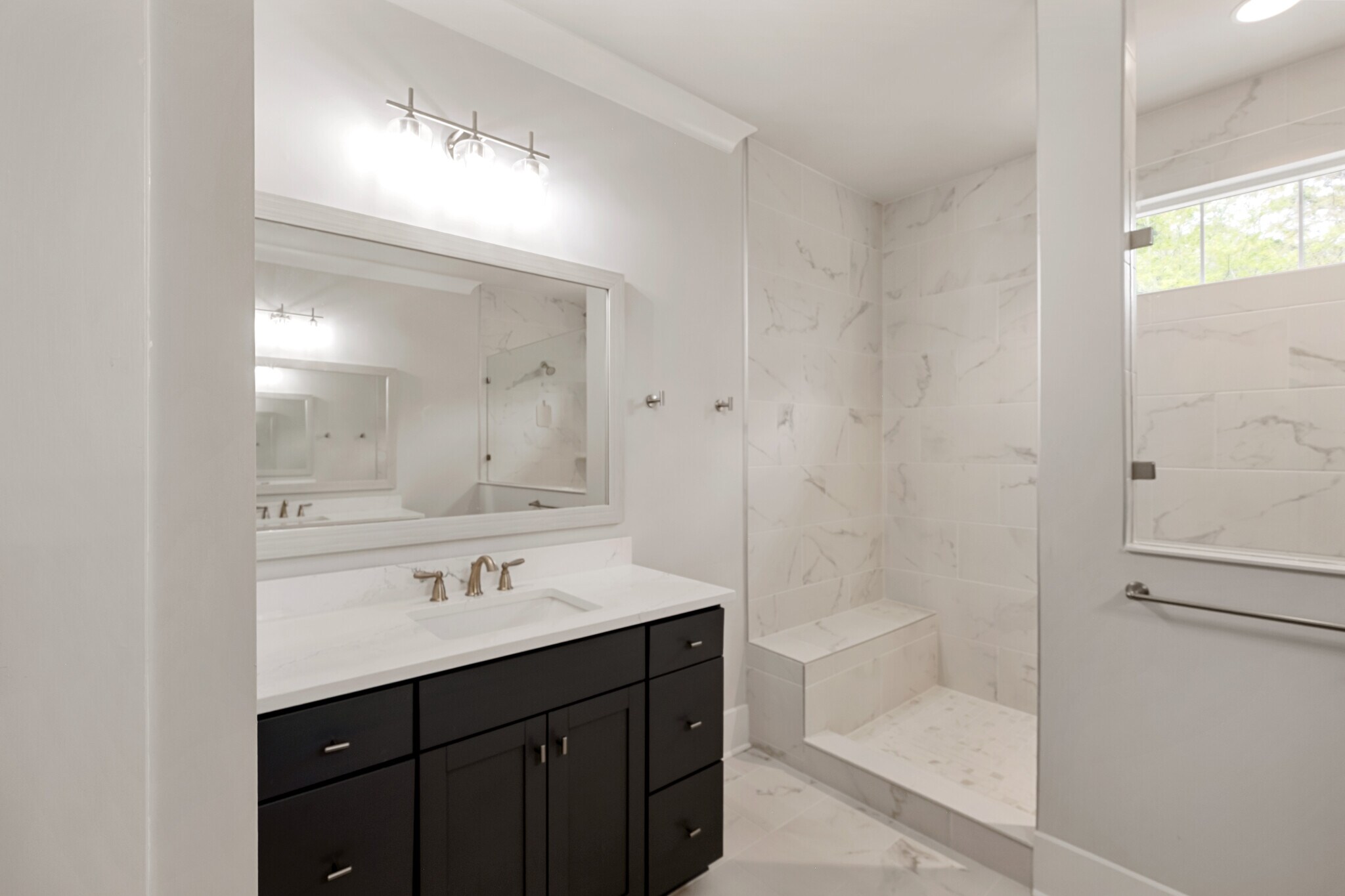 Building Photo - 2648 Balena Dr