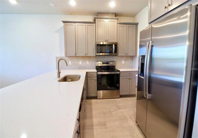 Building Photo - 9939 Randal Walk St