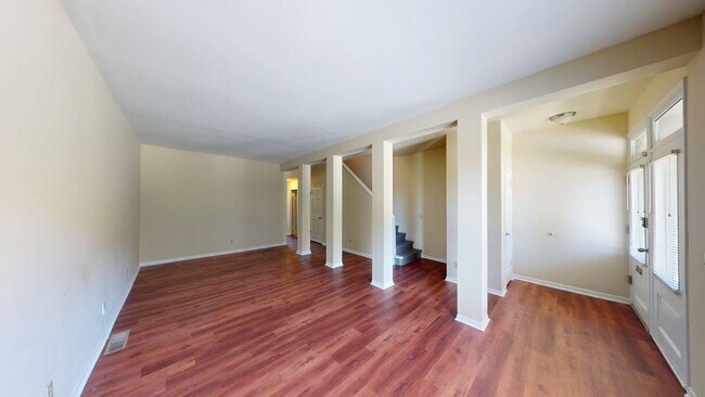 Building Photo - 3861-3869 McRee