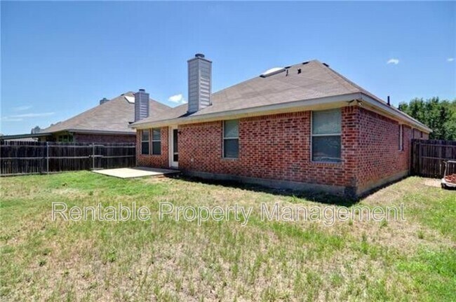 Building Photo - 4948 Sunset Ridge Dr