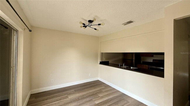 Building Photo - 206 Century Blvd