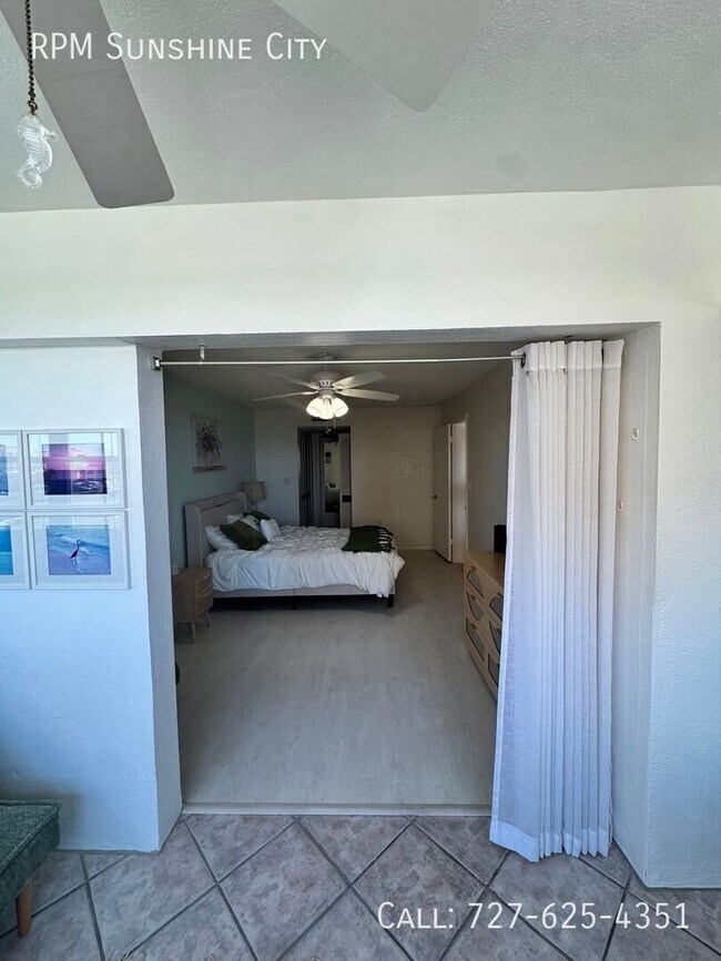 Building Photo - 4550 Cove Cir
