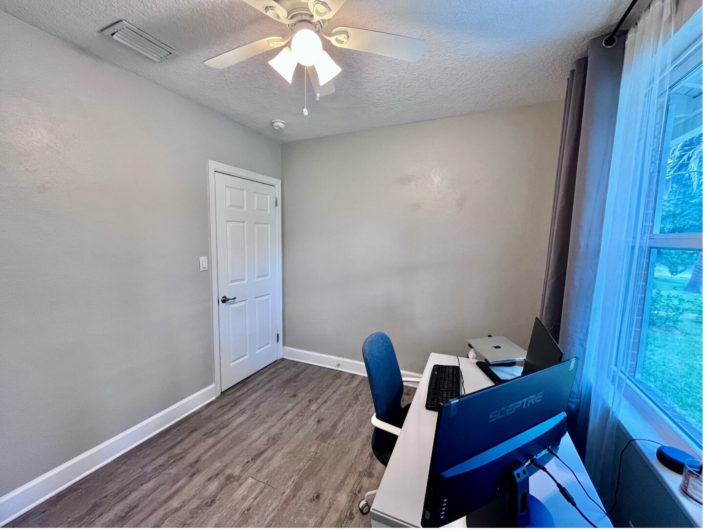 Building Photo - 4648 Cardinal Blvd