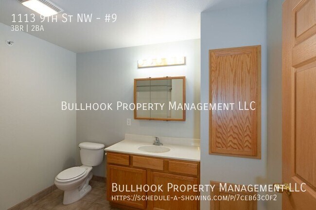 Building Photo - 1113 9th St NW