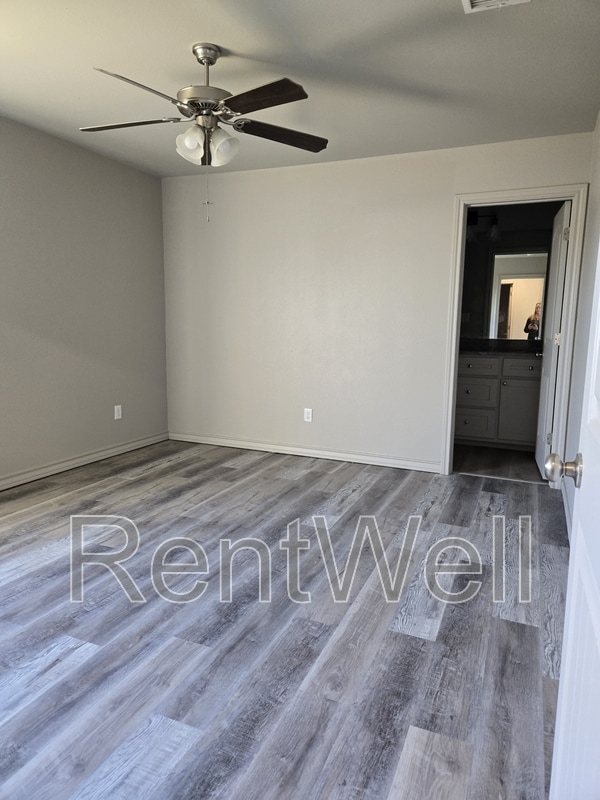 Building Photo - 17815 Private Rd 2160