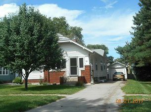 Building Photo - 619 E 6th St