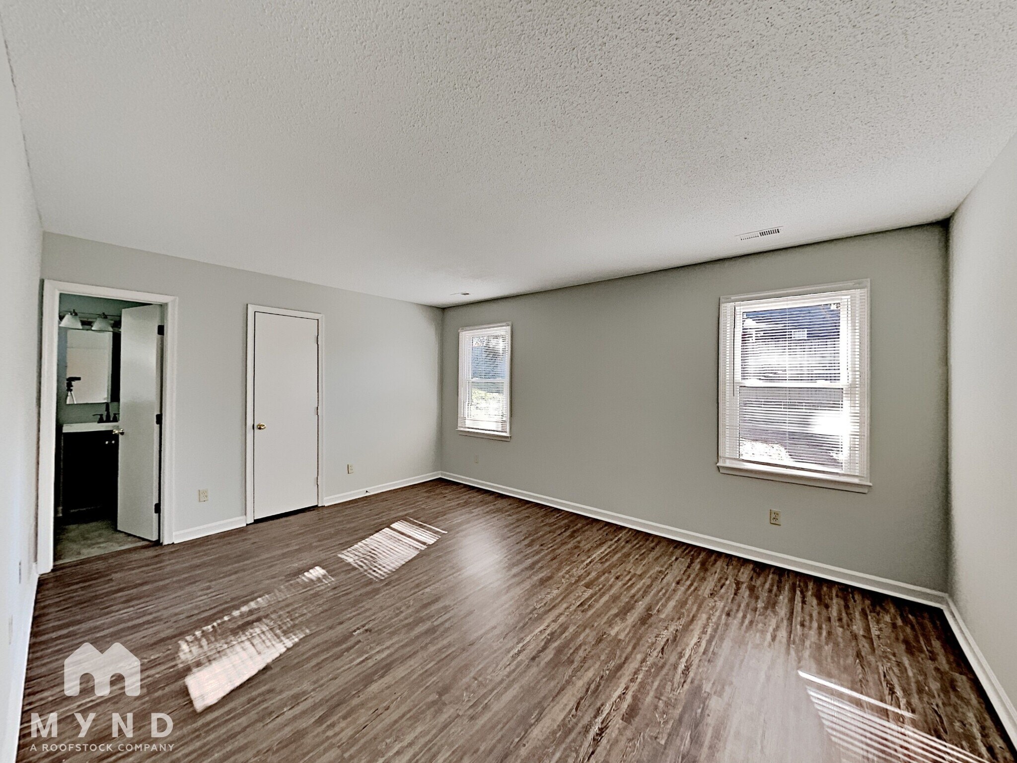 Building Photo - 5 Thensia Ct