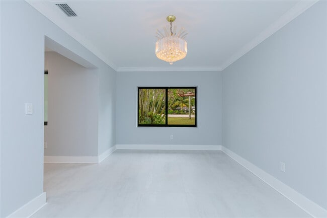 Building Photo - 13401 SW 83rd Ave