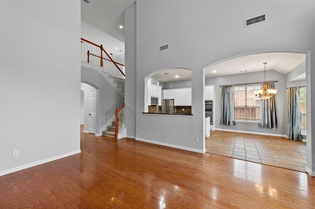 Building Photo - 2501 Lakewood Ct