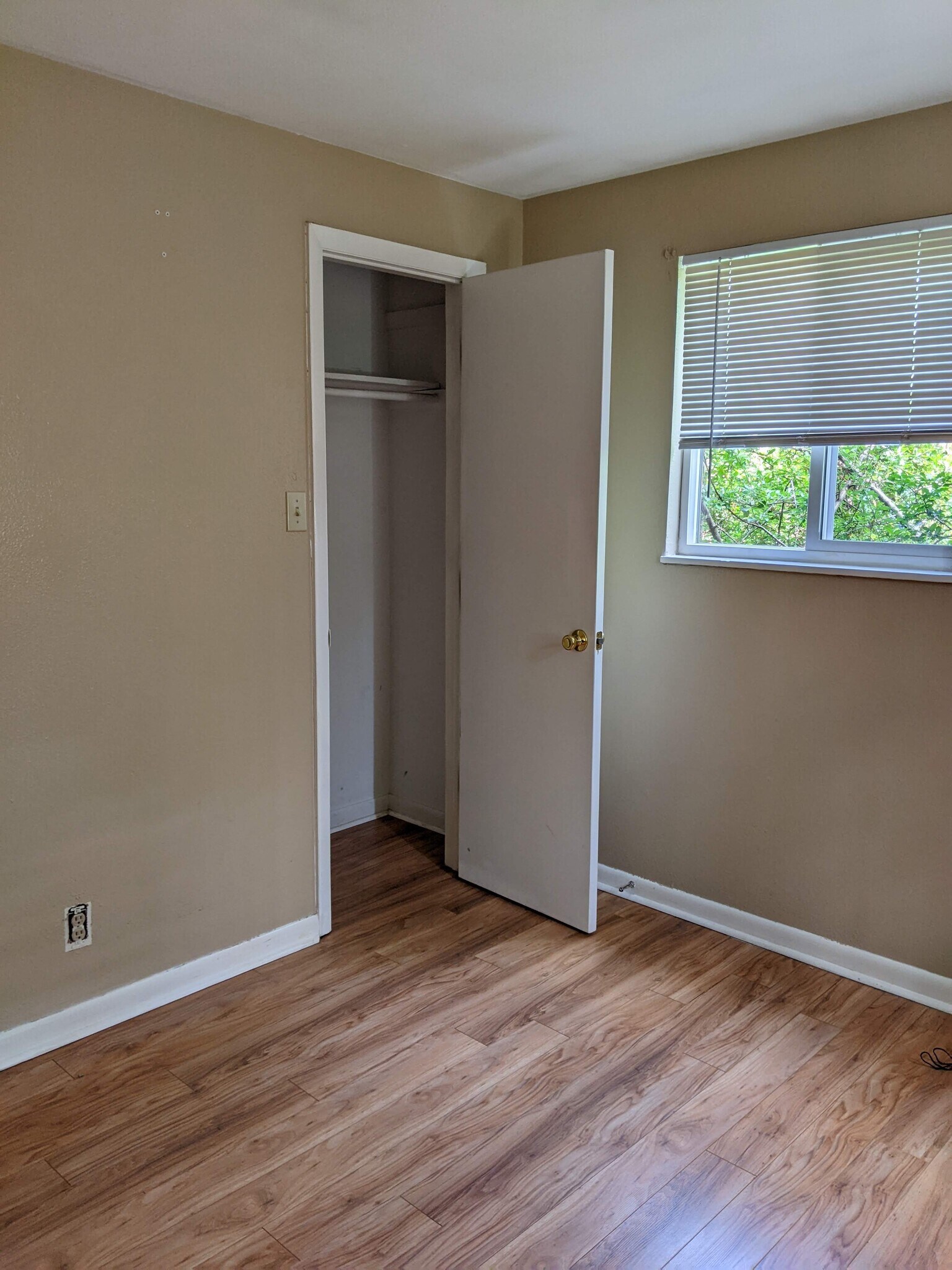 Building Photo - 840 30th St