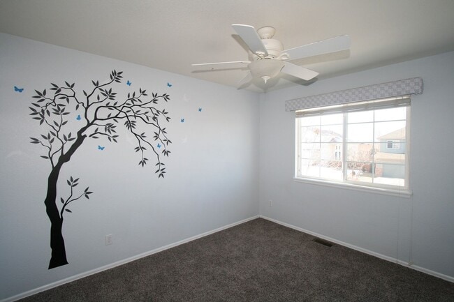 Building Photo - Beautiful 4 Bedroom Home in Stetson Hills!
