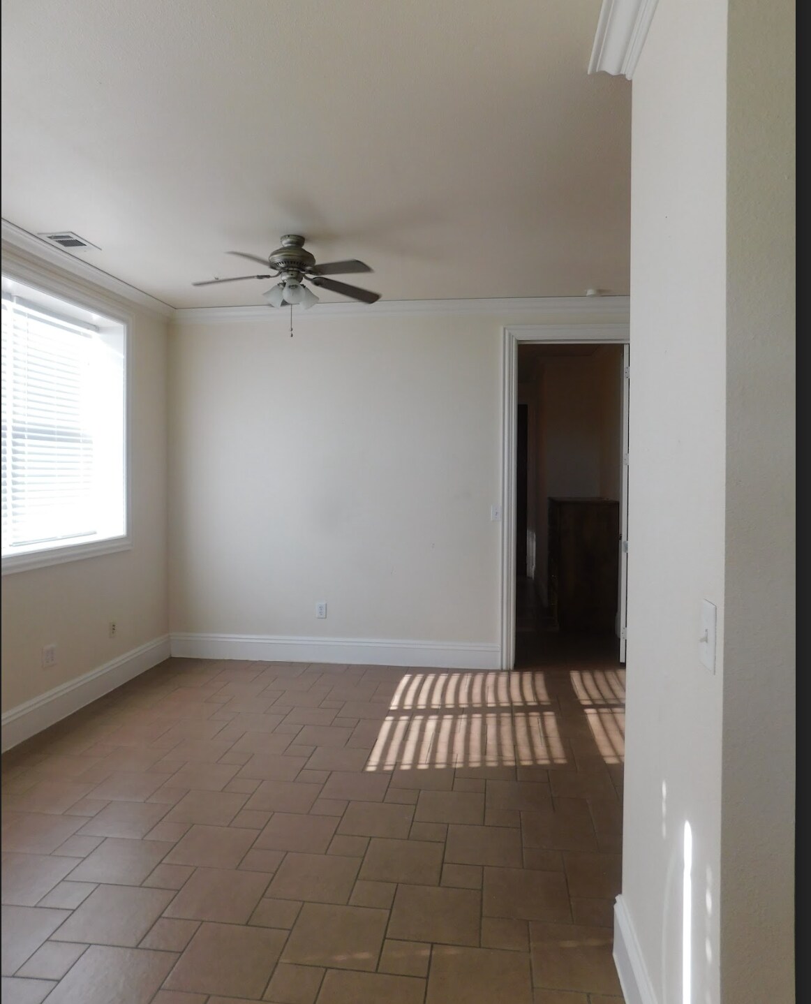 Building Photo - 1306 Broadhead Rd