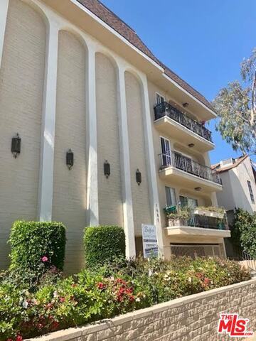 Building Photo - 1097 S Bedford Dr