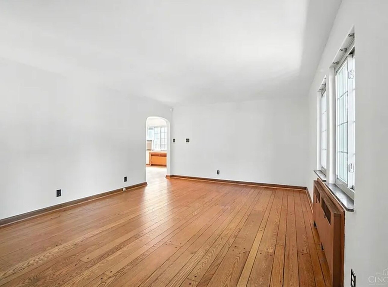 Building Photo - 6256 Rogers Park Pl