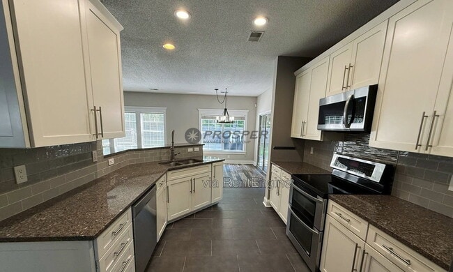 Building Photo - 578 Carters Grove Rd