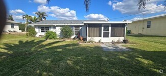 Building Photo - 21242 Glendale Ave