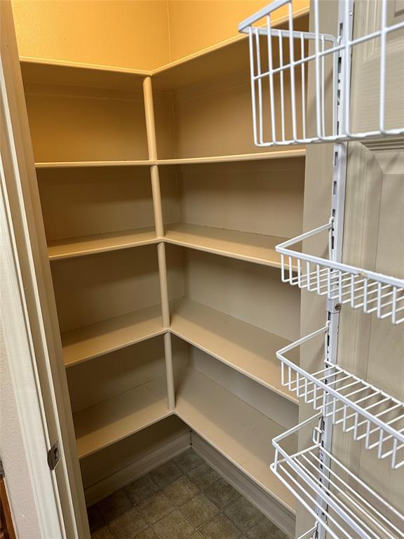 Building Photo - 7518 Amber Meadow Loop