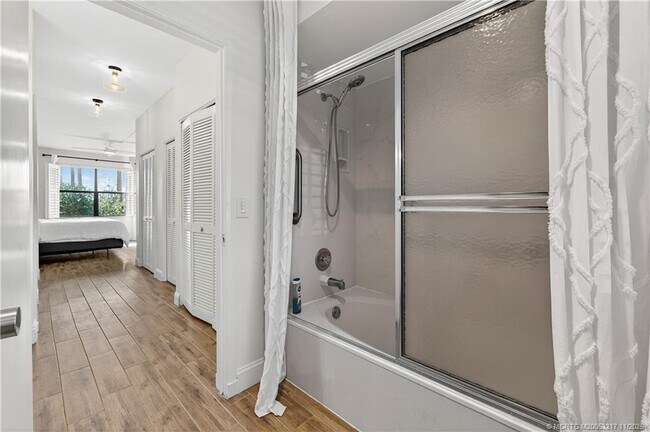 Building Photo - 13438 Harbour Ridge Blvd