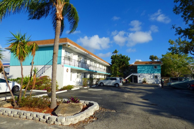 Building Photo - 4394 N Federal Hwy