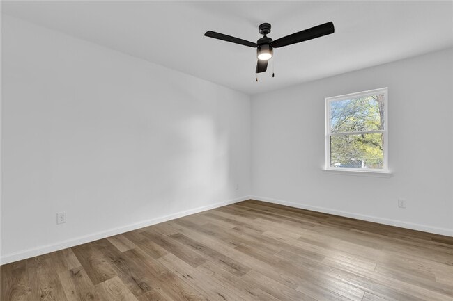 Building Photo - 2726 Stetson Ln