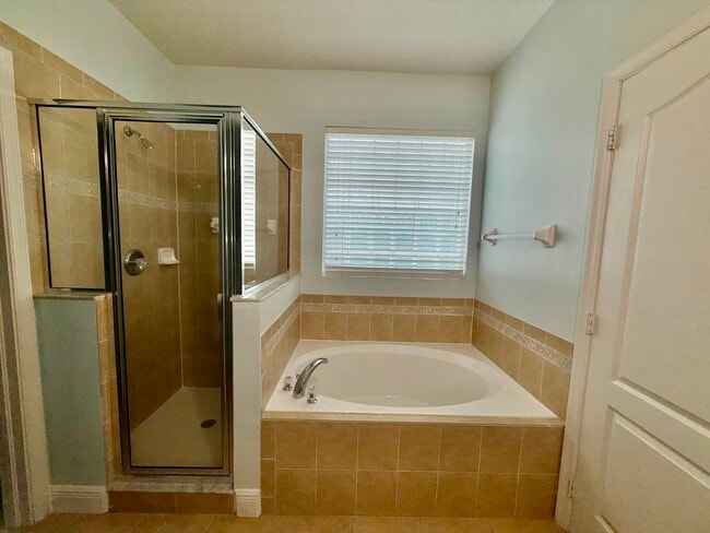 Building Photo - 1203 Scarlet Oak Cir