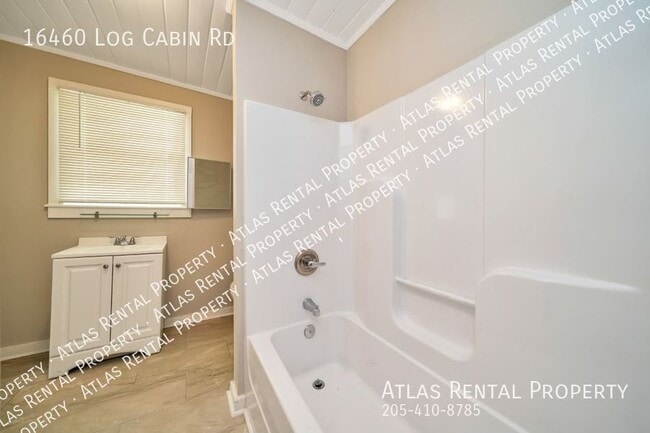 Building Photo - 16460 Log Cabin Rd