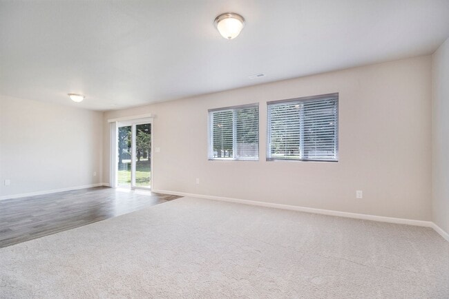 Building Photo - Best Value in Vicksburg