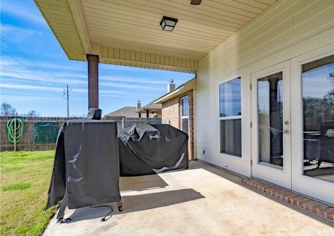 Building Photo - 439 Jordan Dr