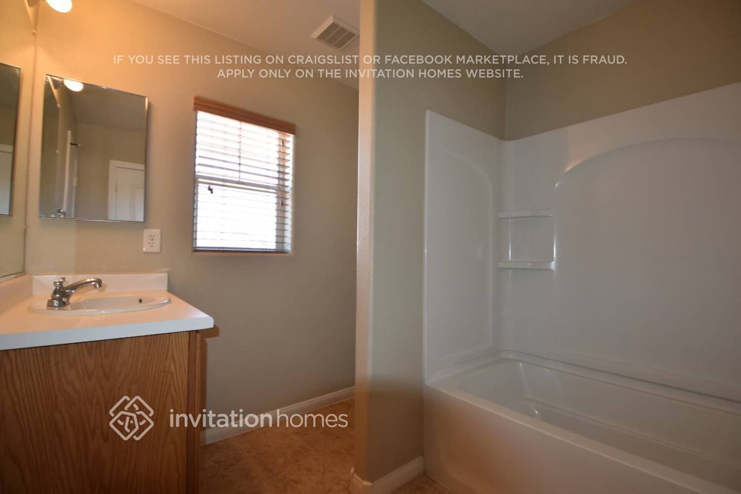 Building Photo - 25 W Focal Point Ave