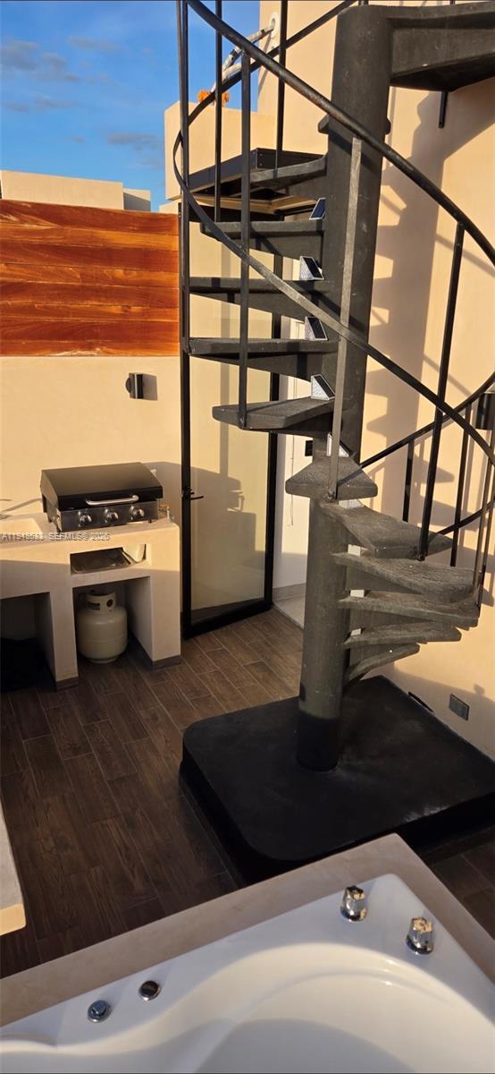 Building Photo - 121 Calle 23, entre 28 y 30, Centro