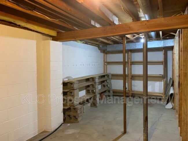 Building Photo - 1550 NW 81st St