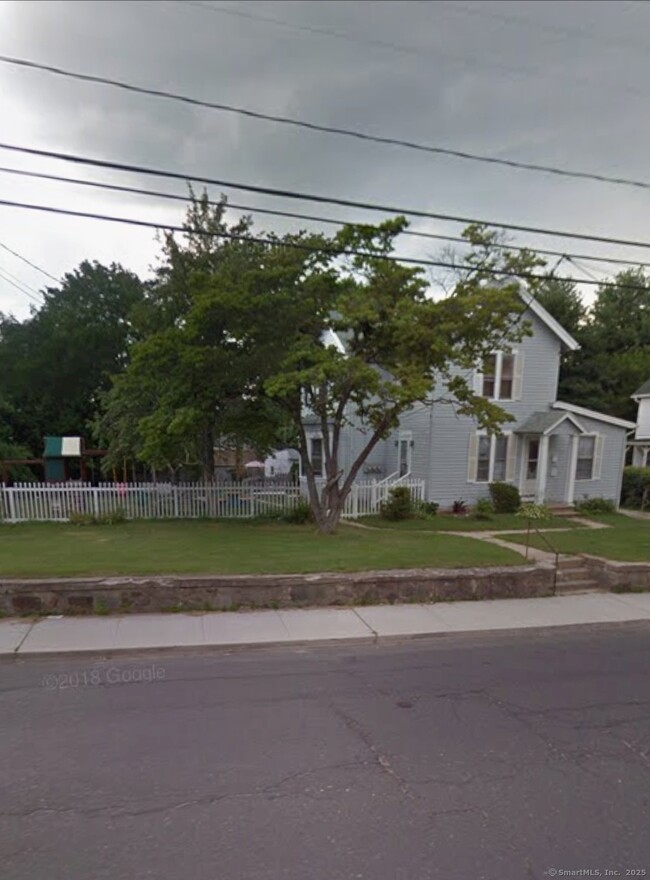 Building Photo - 751 Cooke St
