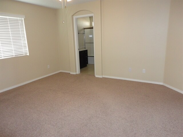 Building Photo - 1215 San Luis St