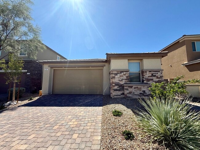 Building Photo - 3/BD 2/BA W/Den Prime Summerlin West Location – Beautiful One-Story Home
