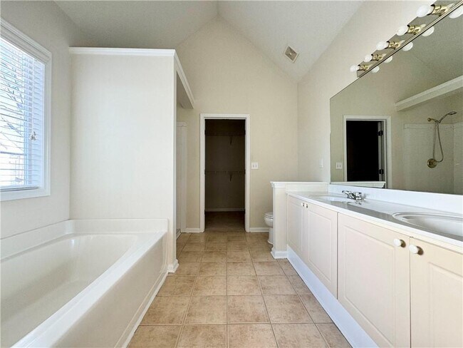 Building Photo - 1203 Soaring Ridge