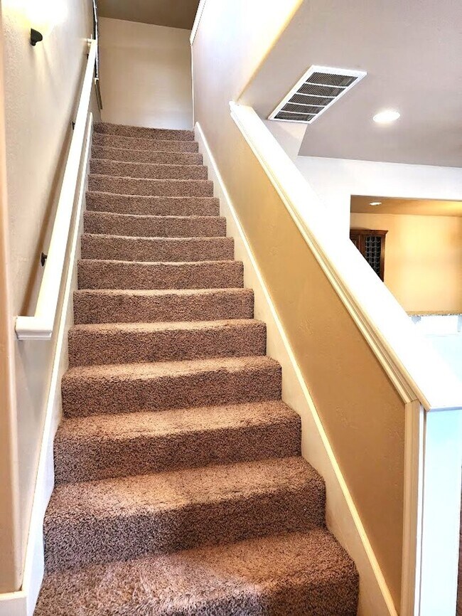 Building Photo - 13707 Oxford Dr