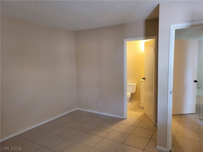 Building Photo - 429 N Lamb Blvd