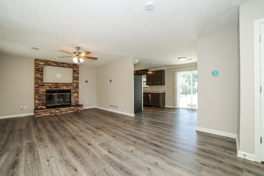 Building Photo - 2483 Wood Meadows Dr