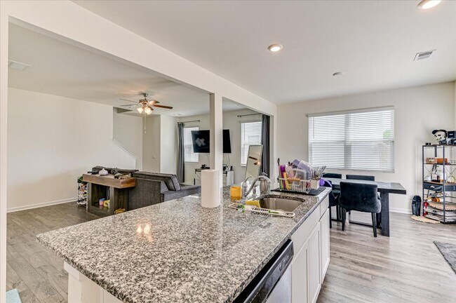 Building Photo - 2101 Saltwater Bnd