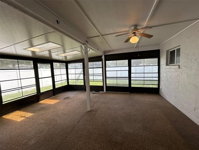 Building Photo - 1879 Meadowgold Ln