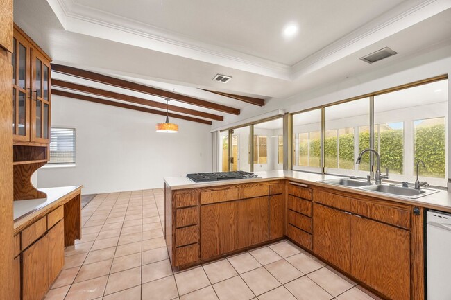 Building Photo - 3-Bed, 2-Bath Single-Family Residence With...