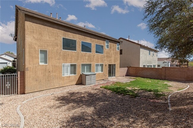 Building Photo - 725 Smokey Mountain Ave
