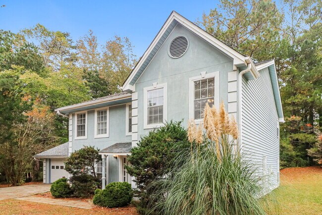 Building Photo - 435 Standing Rock Dr