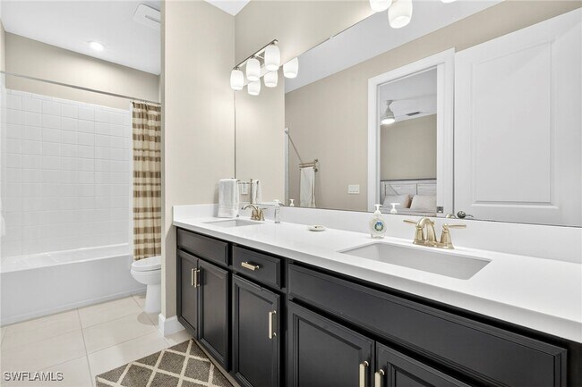 Building Photo - 15215 Tolmino St