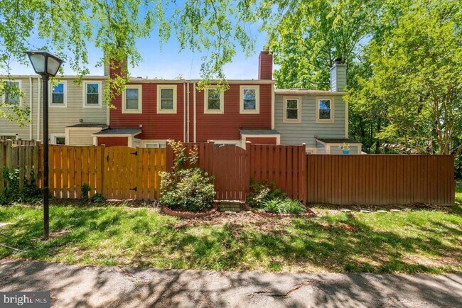 Building Photo - 2120 Whisperwood Glen Ln